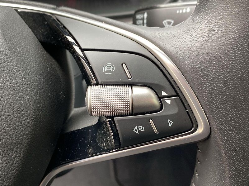 Škoda Scala (2025) 1.0 TSI Top Selection - fotka 24 z 35