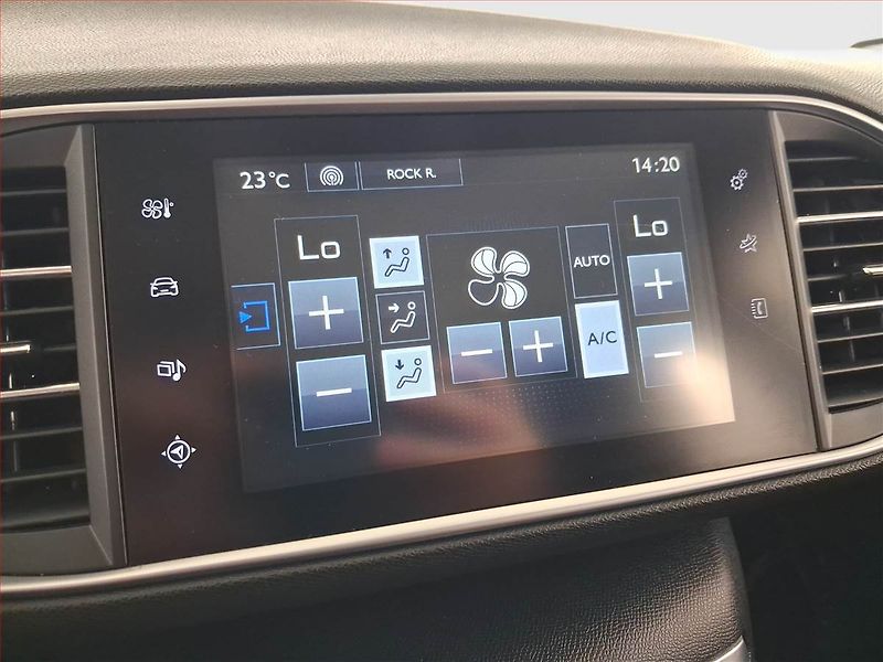 Peugeot 308 (2014) 1.6 e-HDi, Serv.kniha - fotka 17 z 20