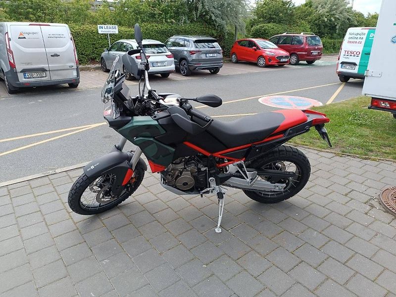 Aprilia Tuareg 660 (2026) Tornado Green 2025 E5+(sleva 1 - fotka 8 z 9