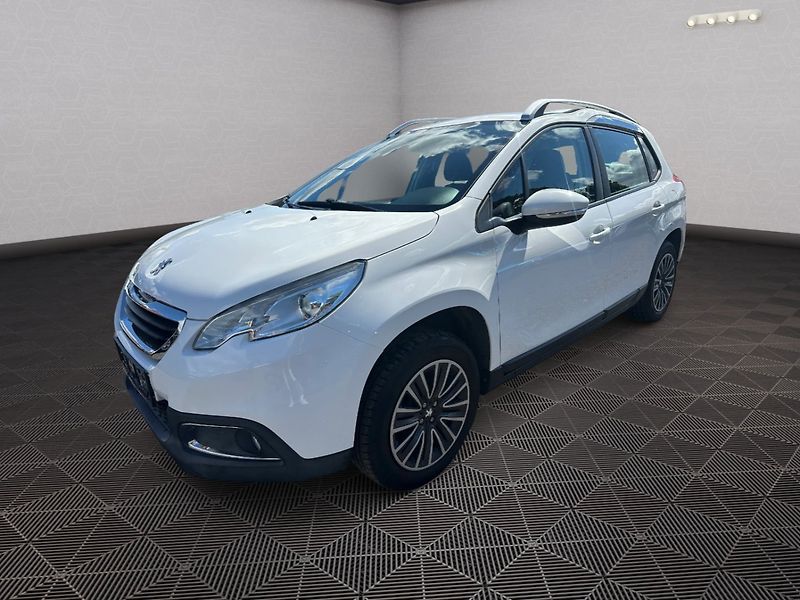 Peugeot 2008 (2014) 1.2T 60kw - fotka 3 z 22