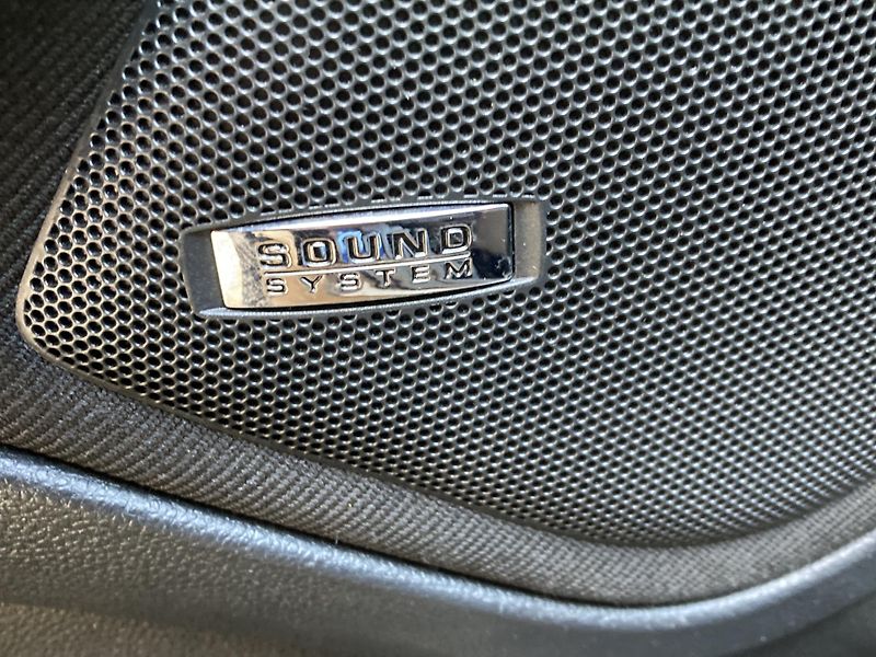 Škoda Octavia (2011) 2.0 TDi Scout bez koroze - fotka 10 z 22