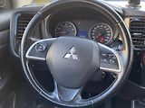 Mitsubishi Outlander (2014) 2,0i - Invite - 1 Majitel - náhled 23