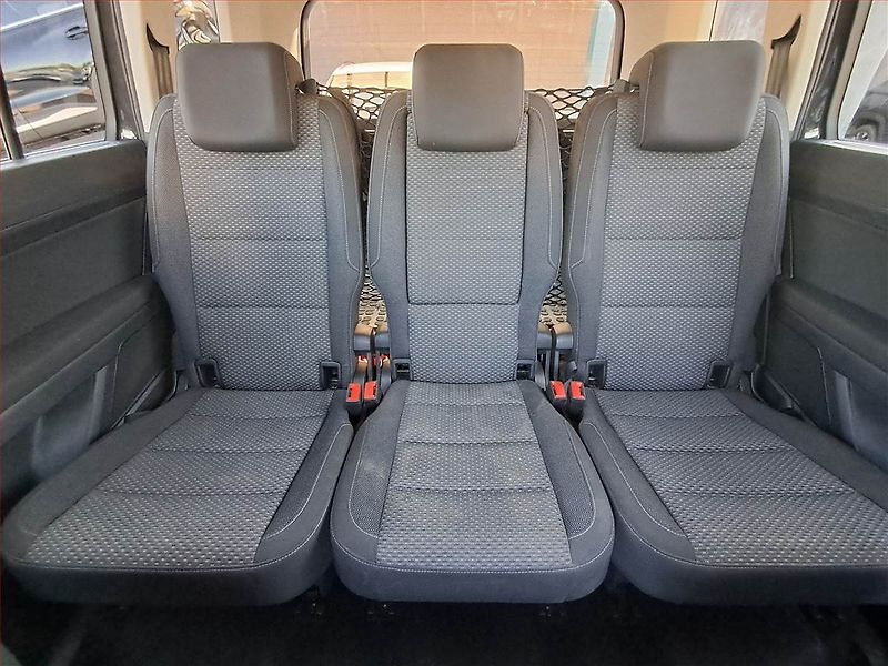 Volkswagen Touran (2020) 1.5 TSI - fotka 10 z 18
