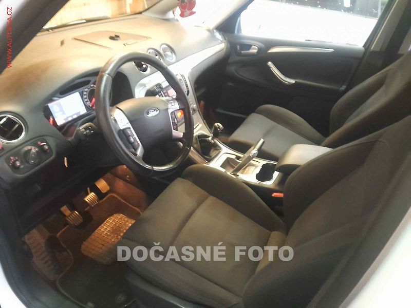 Ford S-MAX (2009) 2.5T, autoAC - fotka 3 z 3