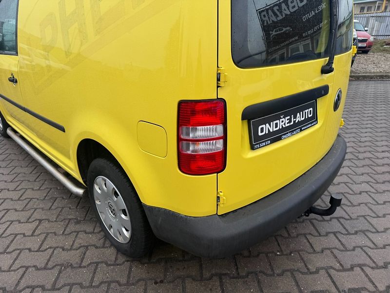 Volkswagen Caddy (2011) 1,6 TDI 55 KW STK TAŽNÉ - fotka 13 z 42