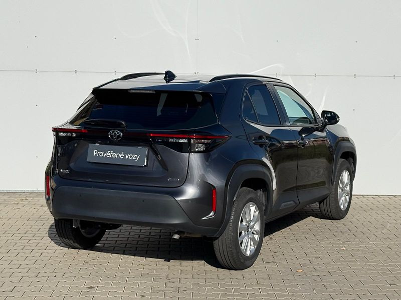 Toyota Yaris Cross 1.5 HSD e-CVT Comfort FWD - fotka 2 z 26