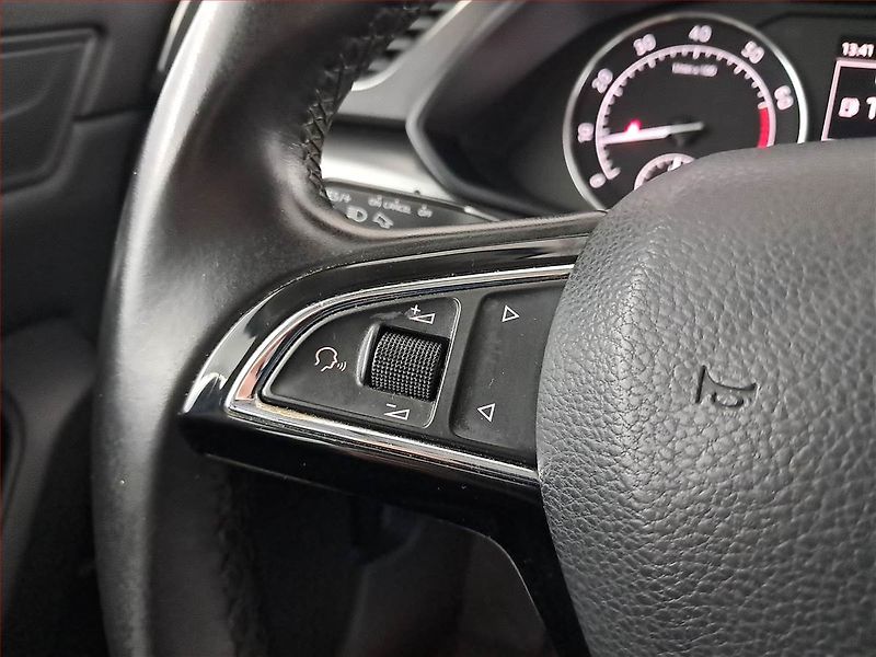 Škoda Superb (2016) Style 2.0 TSI, 4X4, Automat - fotka 17 z 23
