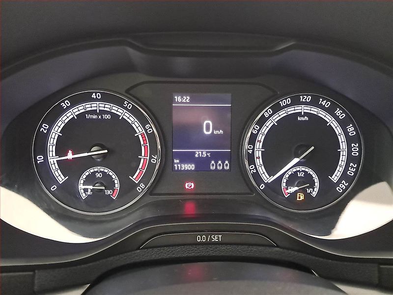 Škoda Karoq (2018) 1.5 TSI, Serv.kniha, Tempomat - fotka 11 z 16