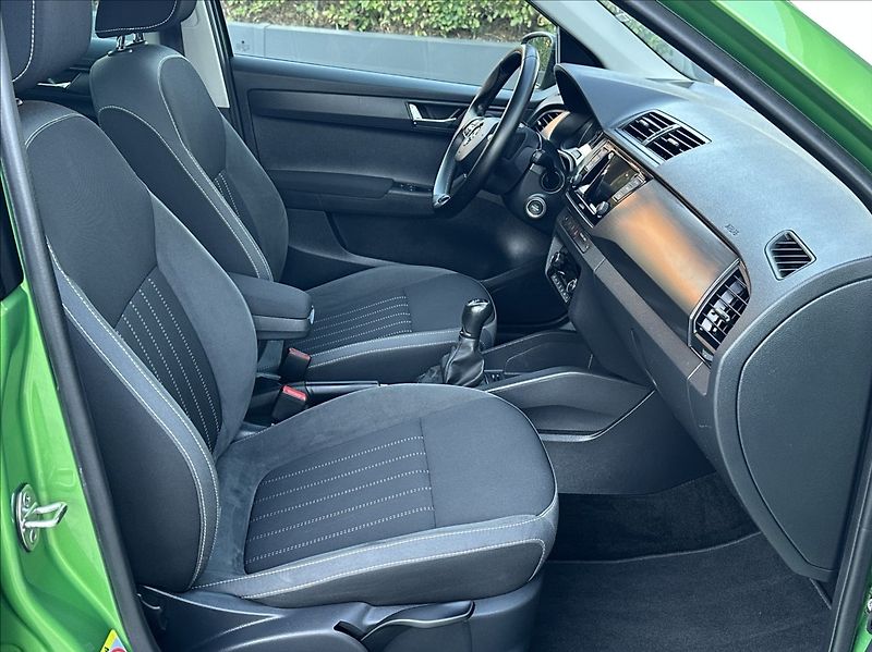 Škoda Fabia 1,0 TSI 110PS  Style Plus - fotka 16 z 53