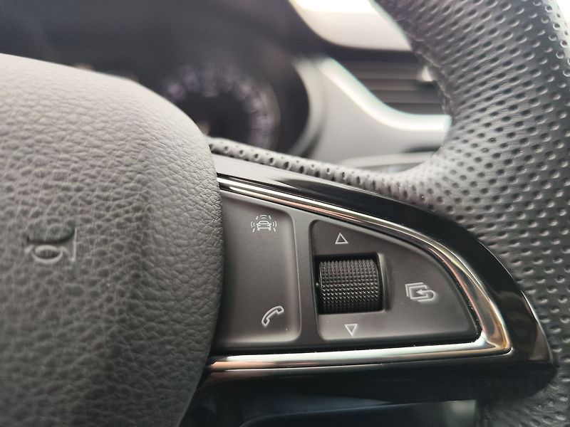 Škoda Octavia 1.6 TDI/81kW Style - fotka 23 z 28