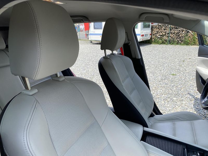 Mazda 6 2.2 SKYACTIVE 175PS 4x4 CR DPH - fotka 128 z 160
