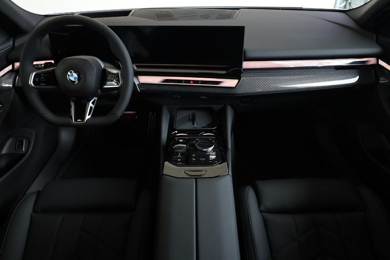 BMW Řada 5 540d xDrive Touring - fotka 5 z 18