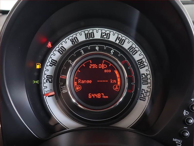 Fiat 500 (2018) 0.9 TwinAir, Serv.kniha, Navi - fotka 11 z 19