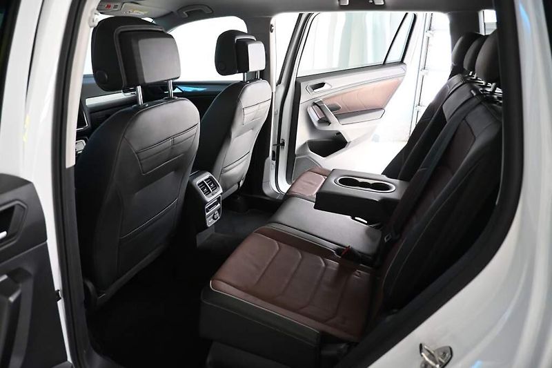 Volkswagen Tiguan Allspace (2023) 2.0 LED DSG ACC LIFE Tažné Vir - fotka 9 z 36