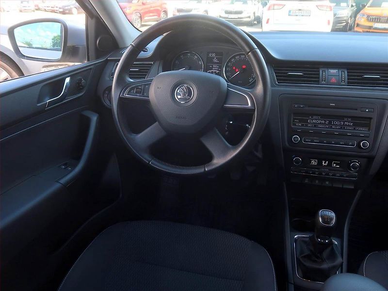 Škoda Rapid (2013) Ambition 1.2 TSI, Tempomat - fotka 7 z 16