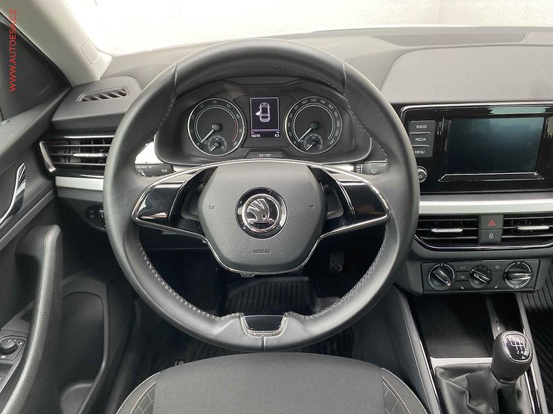 Škoda Scala (2021) 1.0 TSi, 1.maj,ČR, Ambition - fotka 11 z 19