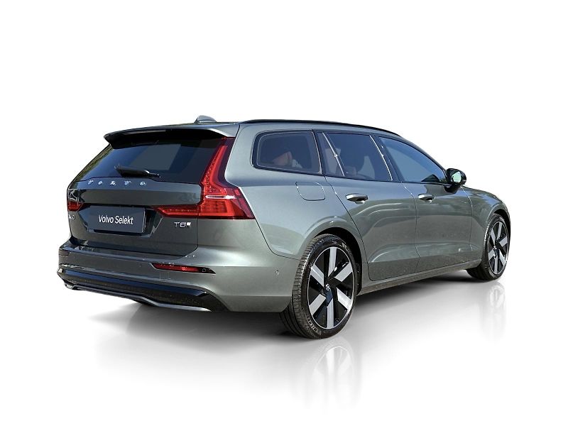 Volvo V60 T8 AWD ULTRA DARK // 335 kW - fotka 6 z 57