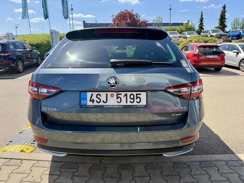 Škoda Superb (2018) 2.0 TDI 140kW DSG 4x4 SPORT!!! - fotka 7 z 32