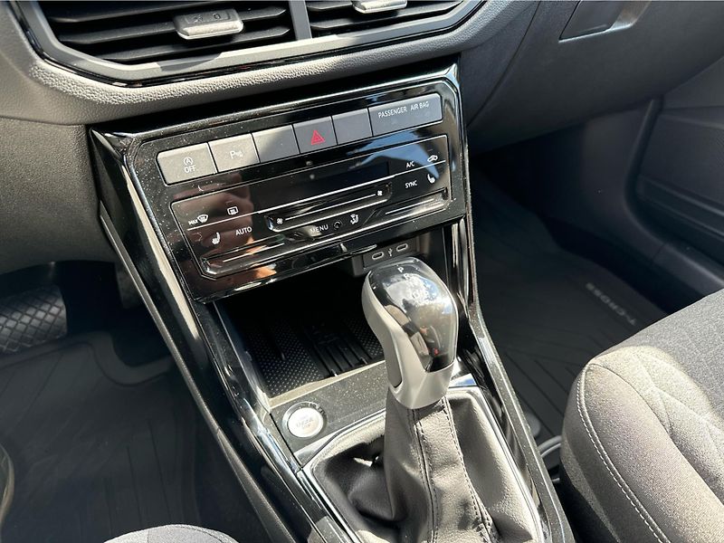 Volkswagen T-Cross People 1,0 TSI - fotka 18 z 20