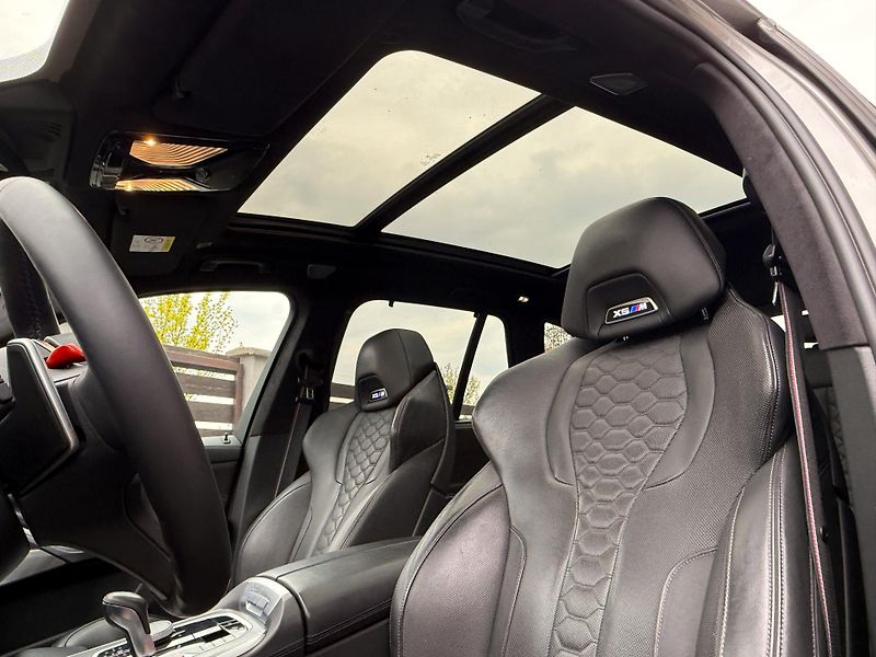 BMW X5 (2021) M, Akrapovič, nové brzdy, PPF - fotka 18 z 28