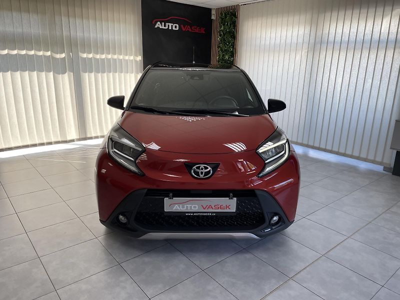 Toyota Aygo X AUTOMAT ČR REZERVACE  - fotka 4 z 27