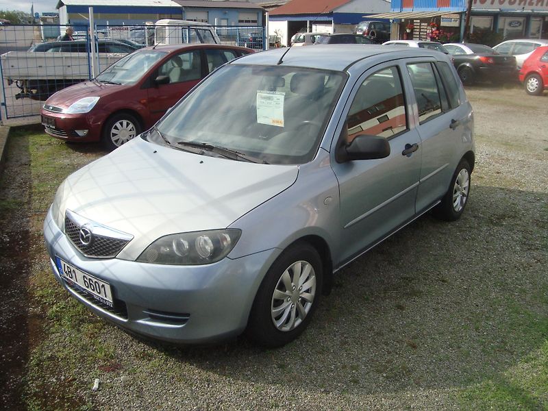 Mazda 2 (2006) 1,2 - fotka 1 z 17