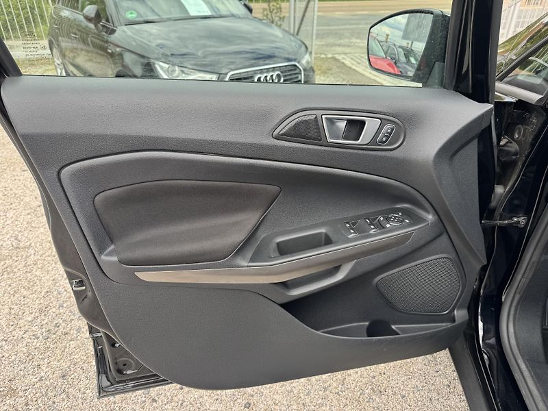 Ford EcoSport (2018) 1.0 92KW 1.Majitel REZERVACE! - fotka 22 z 37