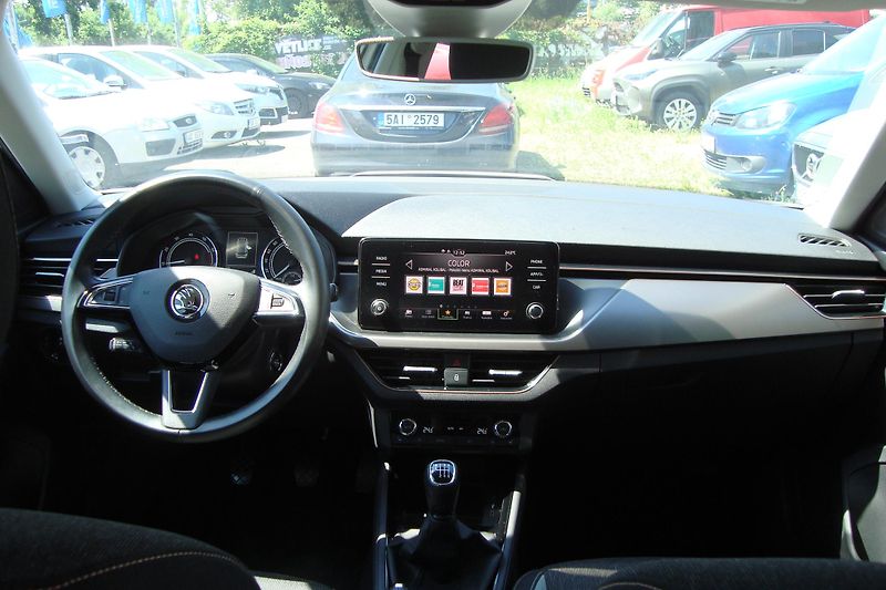 Škoda Kamiq (2020) Style 1.0 TSi,ČR,1Maj.S.Kniha - fotka 39 z 74