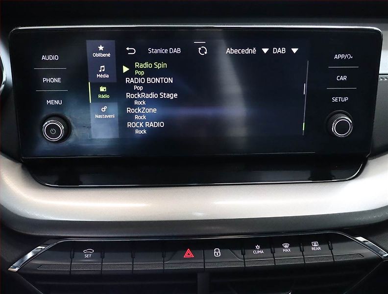 Škoda Octavia (2023) Ambition 2.0 TDI, ČR,1.maj - fotka 12 z 18