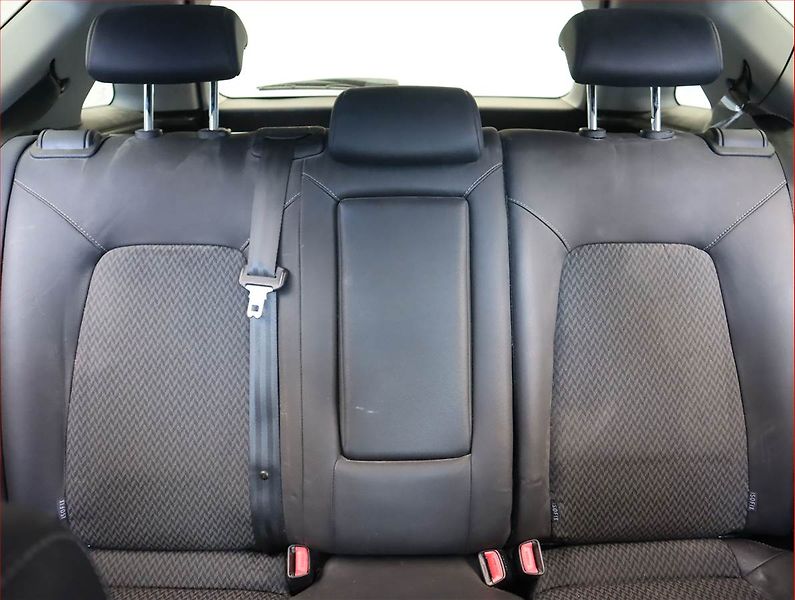 Kia Ceed (2010) 1.6 CVVT, Serv.kniha - fotka 10 z 16