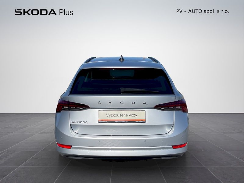 Škoda Octavia (2023) 2.0 TDI 110kW DSG Estate Ambit - fotka 30 z 35