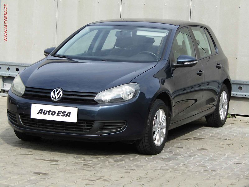 Volkswagen Golf (2012) 1.2 TSi, ČR, autoAC, temp - fotka 3 z 16