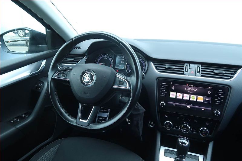 Škoda Octavia (2018) 1.6 TDI, Automat, Navi - fotka 7 z 24