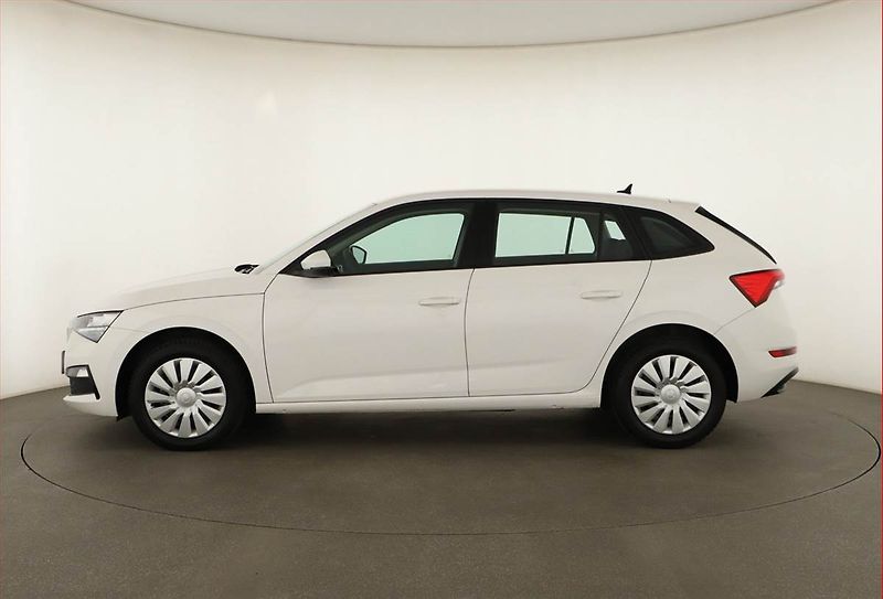Škoda Scala (2023) Ambition 1.5 TSI, ČR,1.maj - fotka 3 z 16