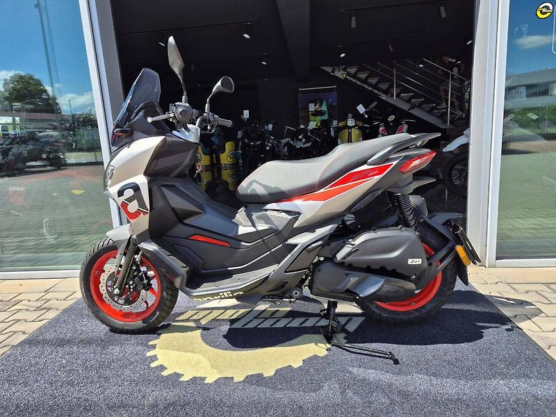Aprilia SR GT 200 (2026) SPORT EU5+ - fotka 7 z 20