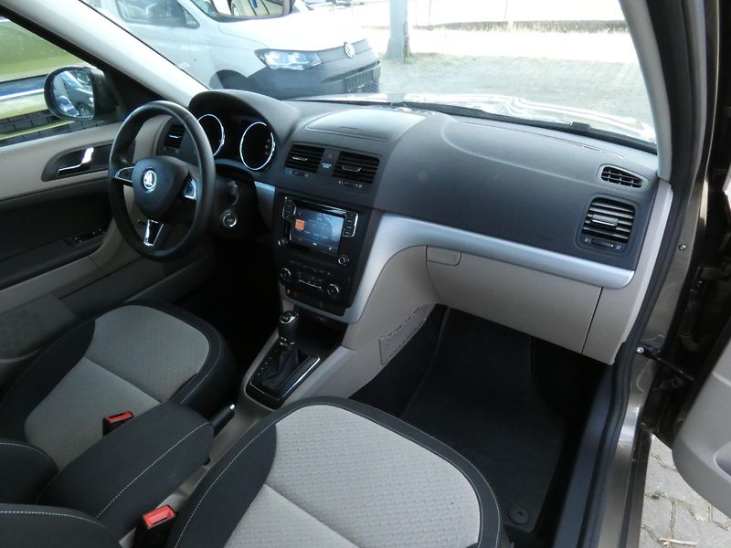 Škoda Yeti FL 4x4 AmbitionPlus 1.4 TSI /1 - fotka 22 z 30