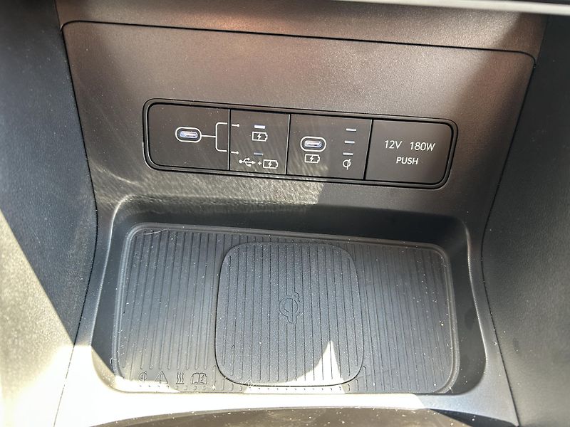 Hyundai Tucson 1,6 T-GDI 4x2 118 kW SMART FL - fotka 28 z 30