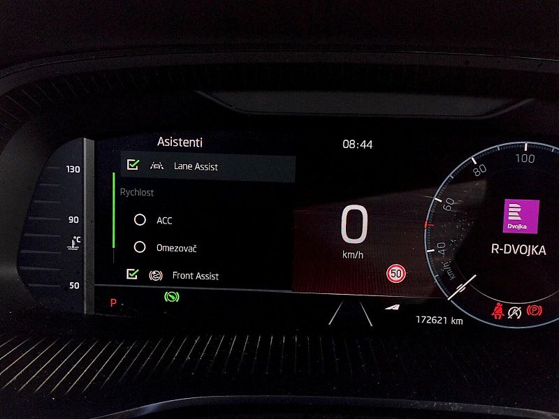 Škoda Octavia (2022) Combi SportLine 2,0 tdi 110 Kw - fotka 8 z 37