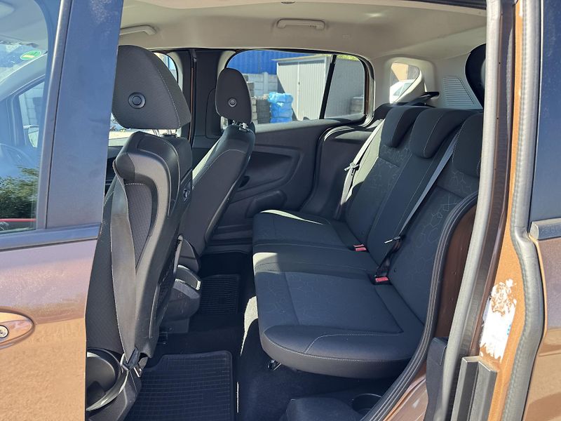 Ford B-MAX (2013) 1.0 EcoBoost 74kw  - fotka 17 z 25