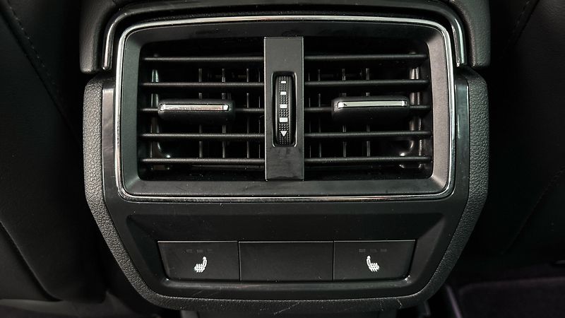 Škoda Kodiaq 2.0 TSI DSG 4x4 L&K - fotka 24 z 34