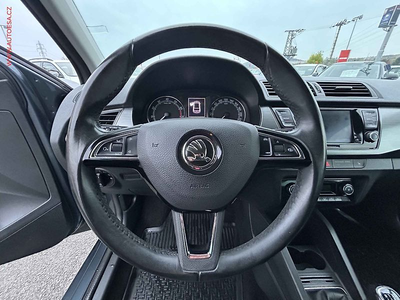 Škoda Fabia (2019) 1.0 TSi, 1.maj,ČR, Style - fotka 12 z 18