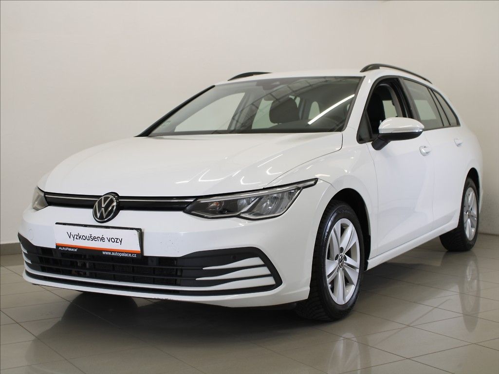 Volkswagen Golf 1,0 TSi 81kW Life Var.128tkm.Č