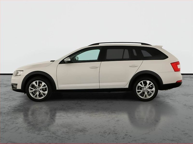 Škoda Octavia (2015) Scout 2.0 TDI, 4X4, Automat - fotka 3 z 14