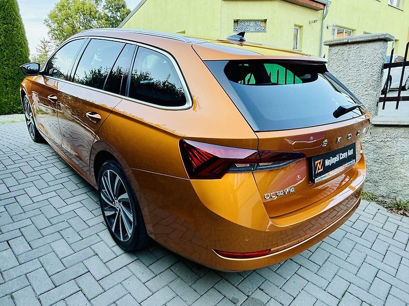 Škoda Octavia (2022) 1.4TSi iV 150kW STYLE TAŽNÉ ČR - fotka 16 z 20