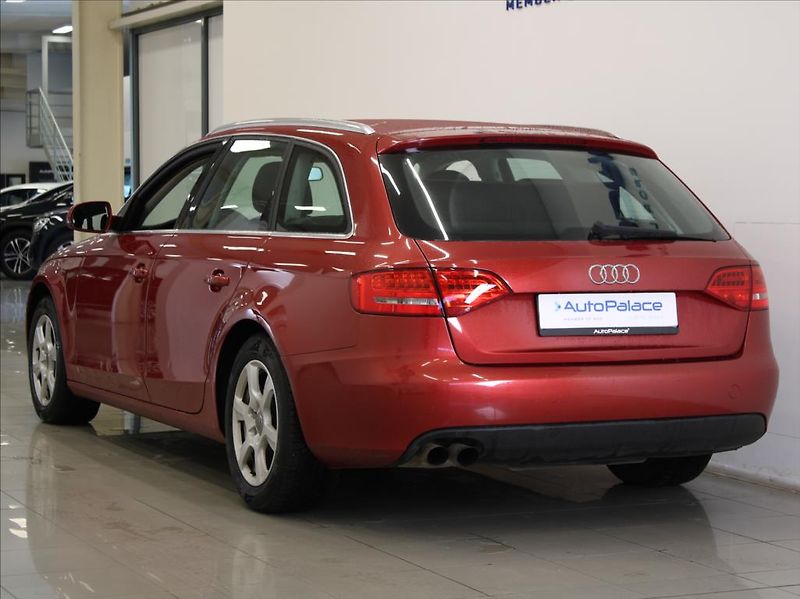 Audi A4 1,8 TSi 118kW MT Avant ČR - fotka 3 z 21