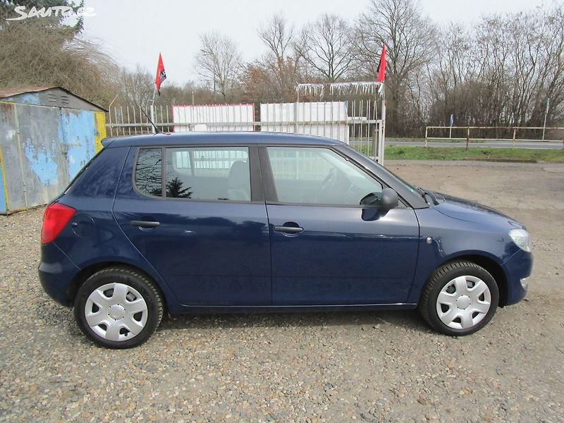 Škoda Fabia 1,2 - 44KW - NOVÁ STK+OLEJ - fotka 8 z 21