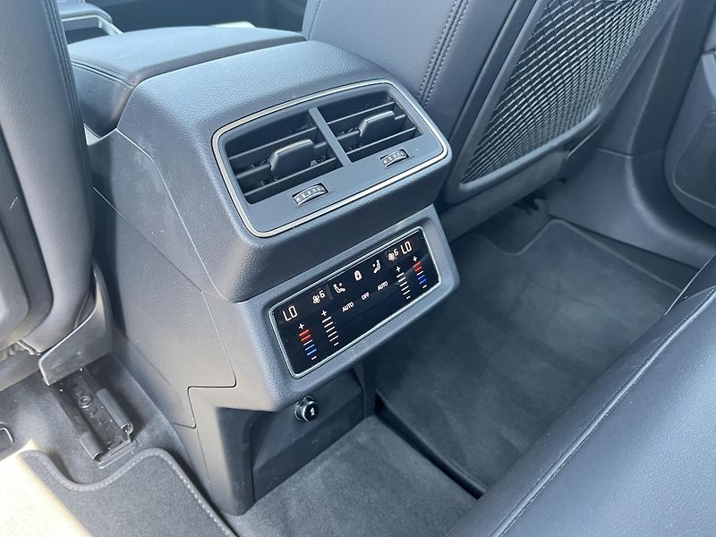 Audi e-tron ADVANCED 50 QUATTRO 230 KW - fotka 16 z 20