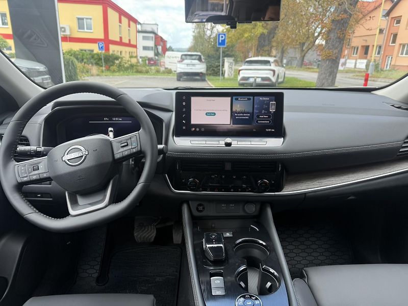 Nissan X-Trail (2026) X-TRAIL E-POWER 213HP e-4ORCE  - fotka 9 z 20