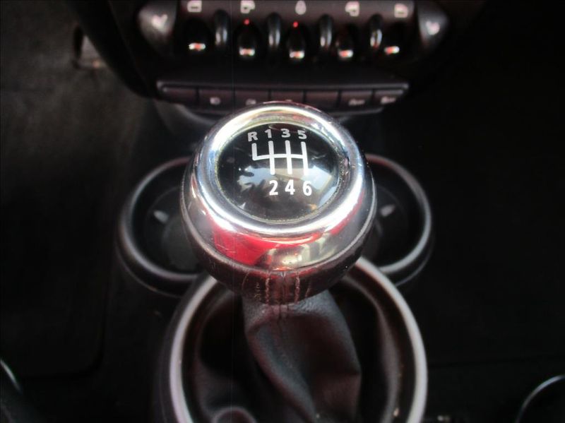 Mini Countryman 1,6 D, aut.klima,serv.kniha, - fotka 17 z 31