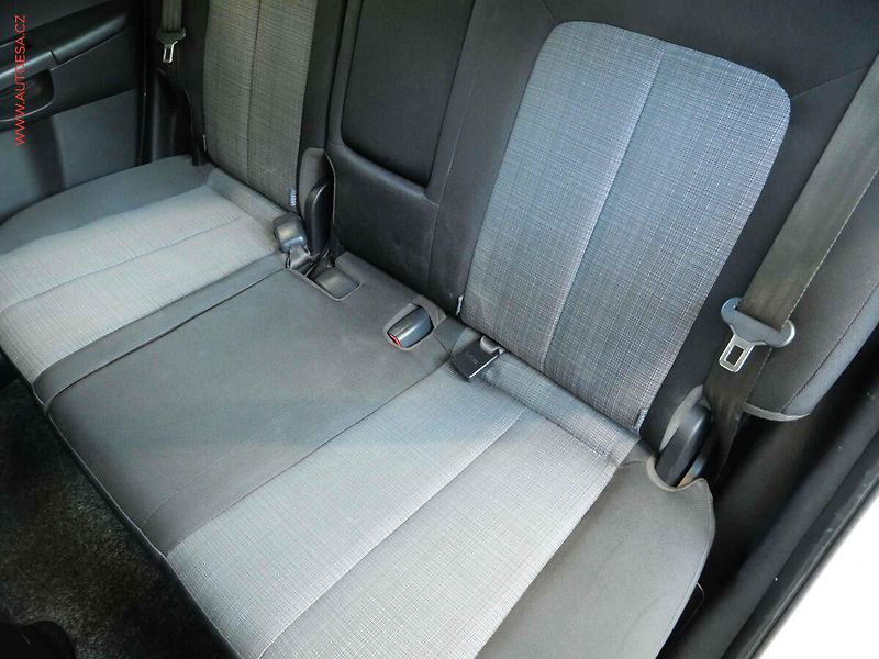 Kia Venga (2012) 1.4CRDi, ČR, AC, tažné - fotka 10 z 19